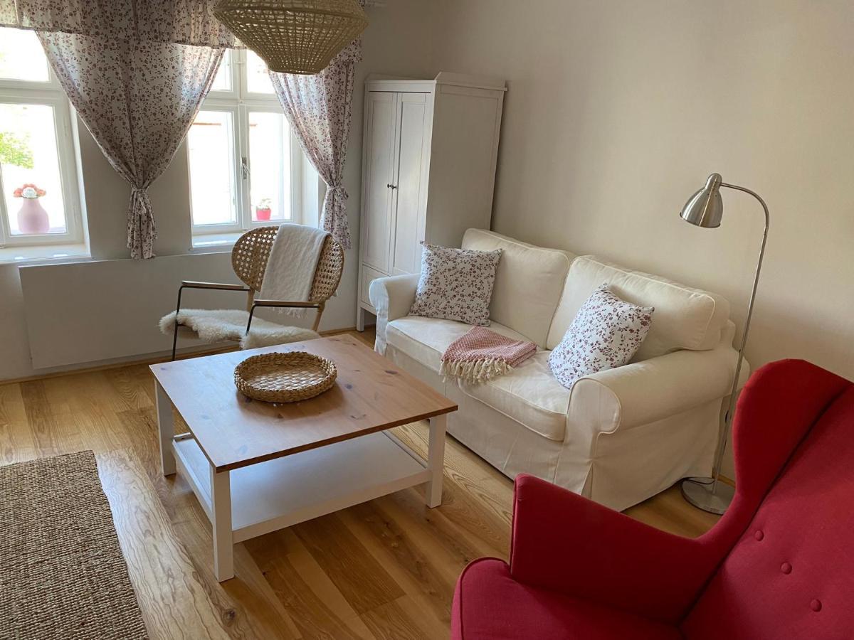 Nad Slovackym Sklipkem Villa Tupesy ภายนอก รูปภาพ