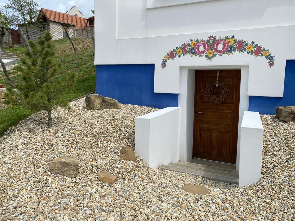 Nad Slovackym Sklipkem Villa Tupesy ภายนอก รูปภาพ