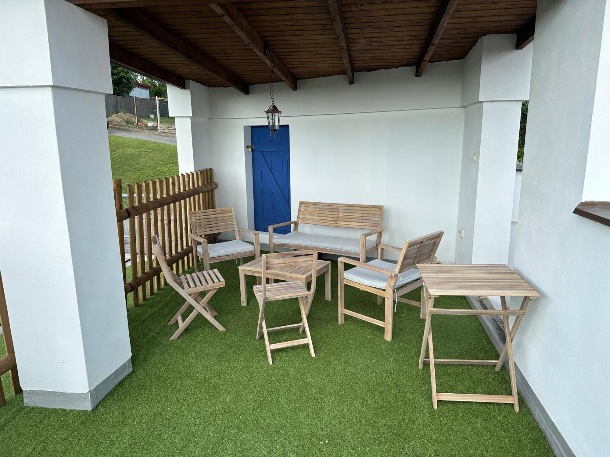 Nad Slovackym Sklipkem Villa Tupesy ภายนอก รูปภาพ